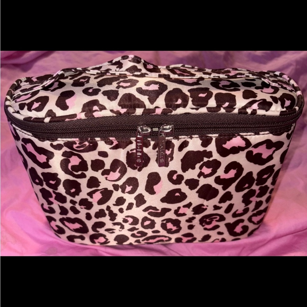 Modella pink leopard print 3 piece make up bag set